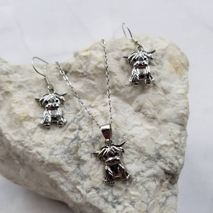 Highland Cow Necklace and Earrings Set for wholesale by The Pretty Jewellery