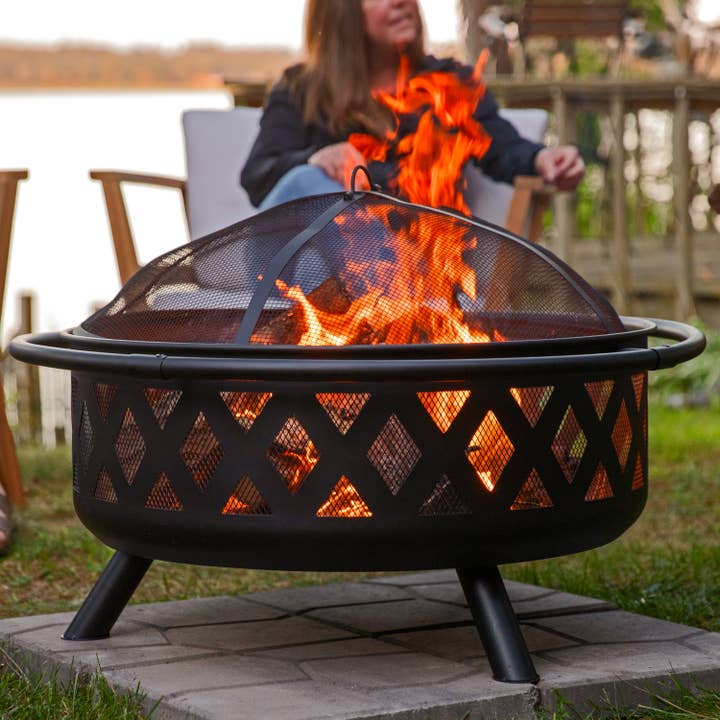 36 in Crossweave Fire Pit with Screen, Poker, and Cover for wholesale by Sunnydaze Decor