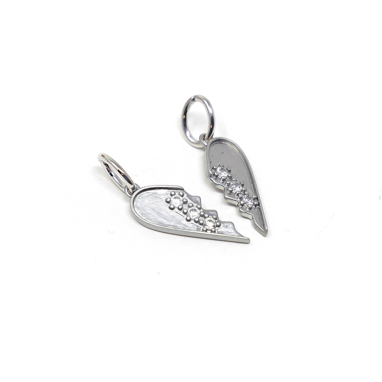 The Sis Kiss - Venta al por mayor Abalorios/colgantes individuales - Colgante de medio corazón3