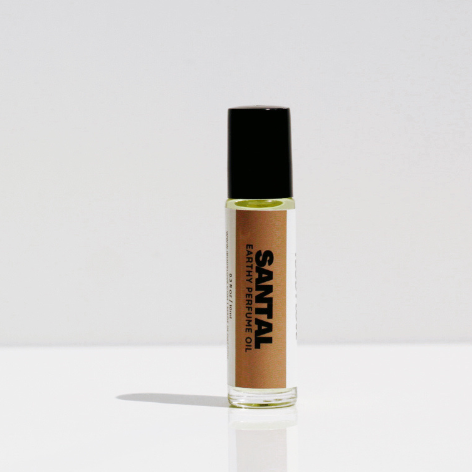 I BODY LOVE - Wholesale Roll-On Fragrance - Santal Coconut Roll-On Perfume Oil | Luxe Creamy Wood Unisex1