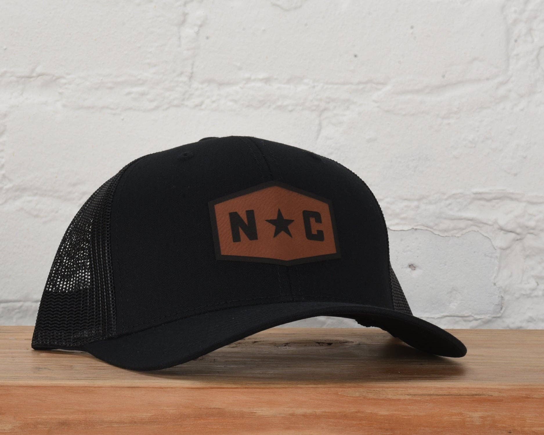 Classic State - Wholesale Trucker Hat - Unisex - North Carolina Chimney Rock Snapback0