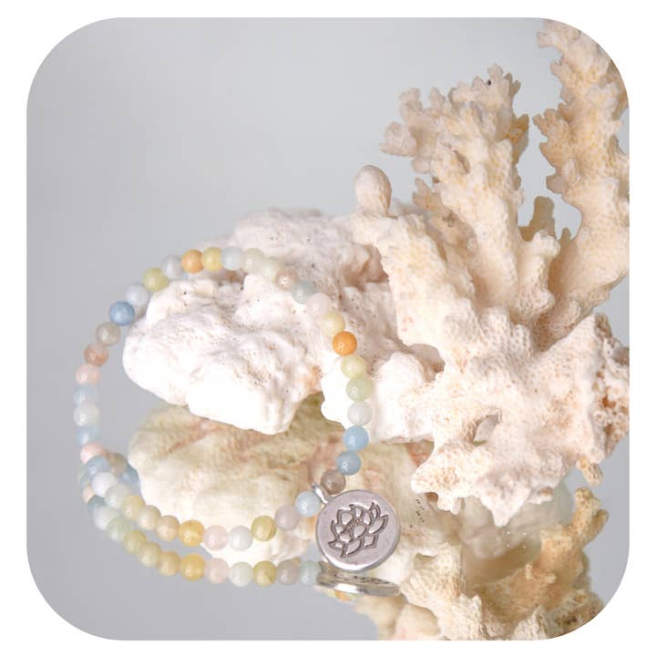 Morganit Armband mit Lotusanhänger für den Großhandel von MalaSariLove e.U.