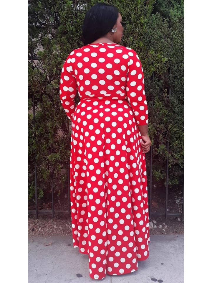 J2 FASHION - Venta al por mayor Vestido - Mujer - VESTIDO DE CREPÉ TECHNO CRUZADO CON BOLSILLOS