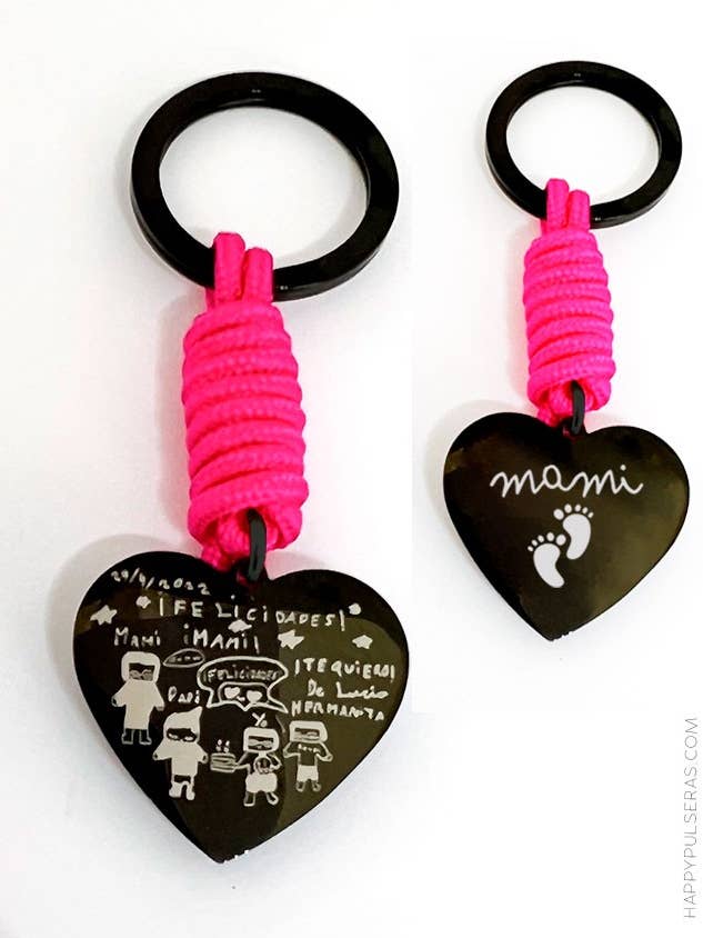 Porte-clés cœur en acier noir avec cordon de couleur à motif. pour la vente par Happypulseras