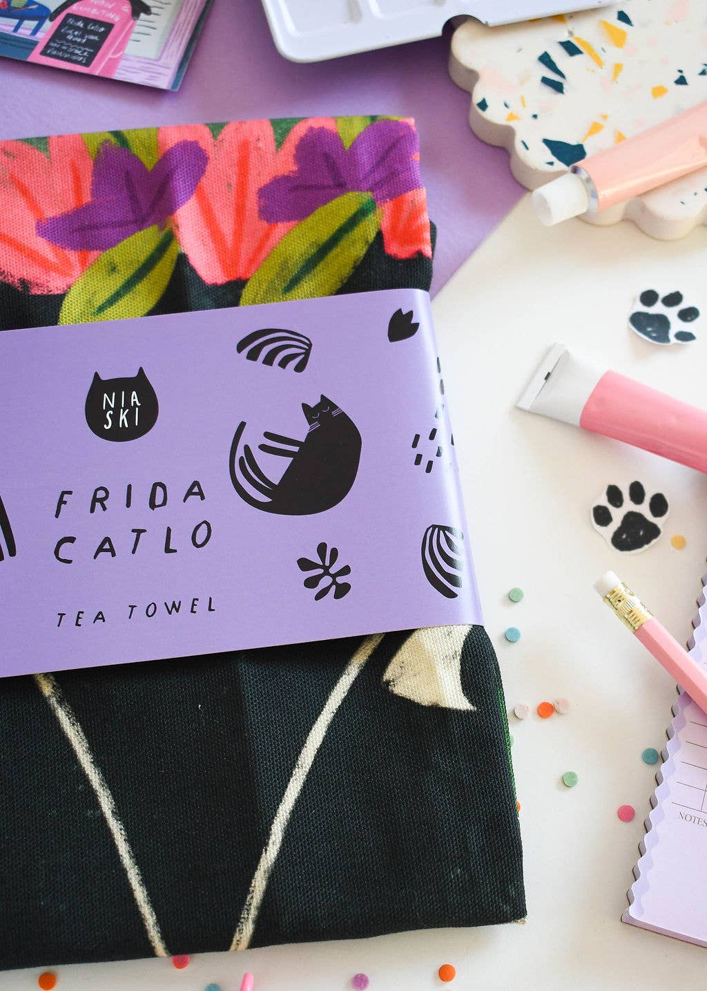 Niaski - Feline Fine Art (USA DUTIES PAID) - Wholesale Tea Towel - Frida Catlo Cat Tea Towel4