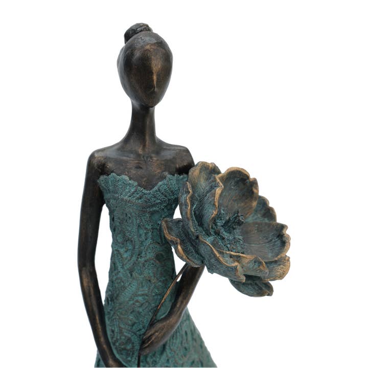Bentley & Bo – wholesale Sculpture – Rose - Girl Holding Flower in Front3