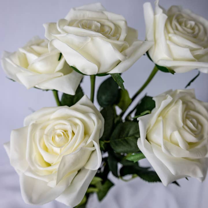Realistic Artificial Flowers - Venta al por mayor Flores artificiales - Rosa blanca natural con toque real, flores artificiales realistas