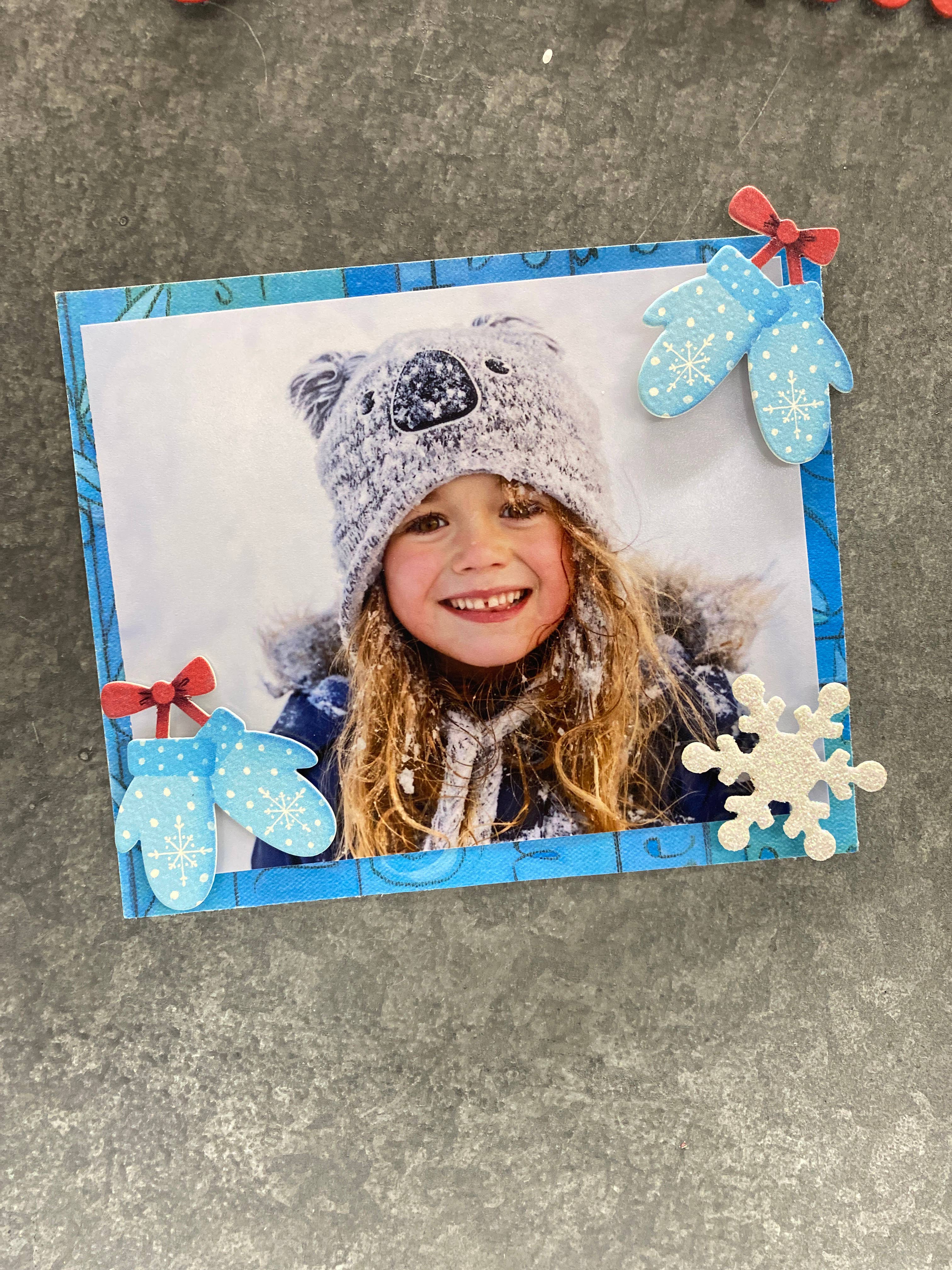 Roeda Studio - Wholesale Magnet - Snowman Face Magnet, Red, Winter Decor4