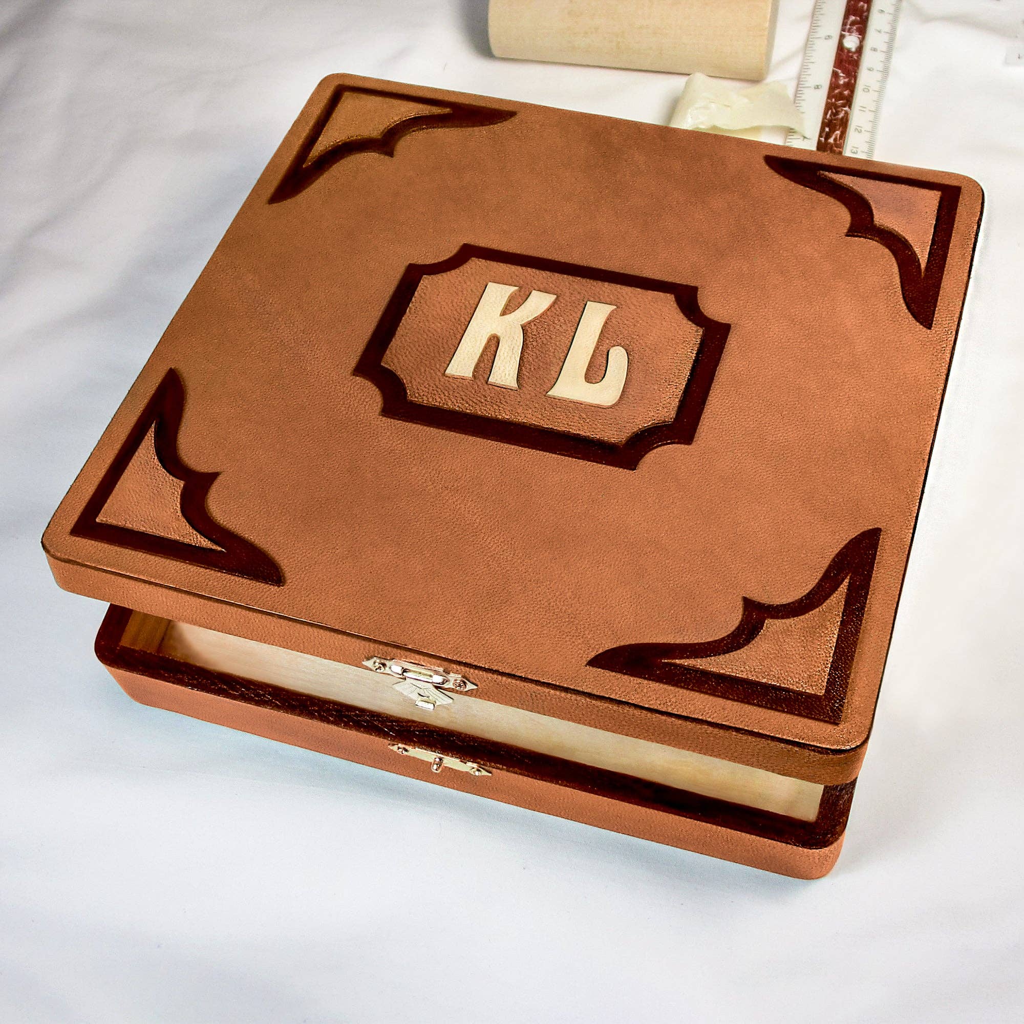 Natural Tooling Goatskin for wholesale on Faire6