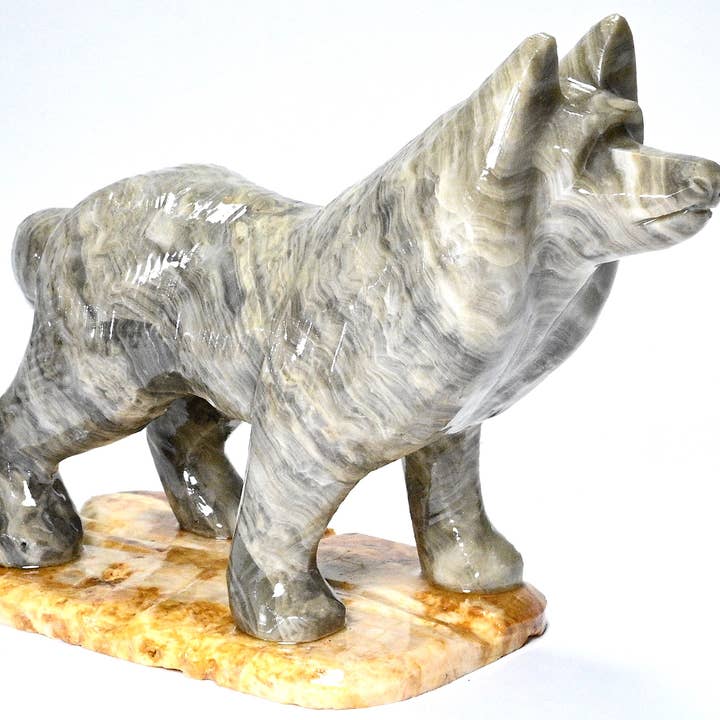Marmeren Wolf op Basis 8" voor wholesale door SS handcrafted Art