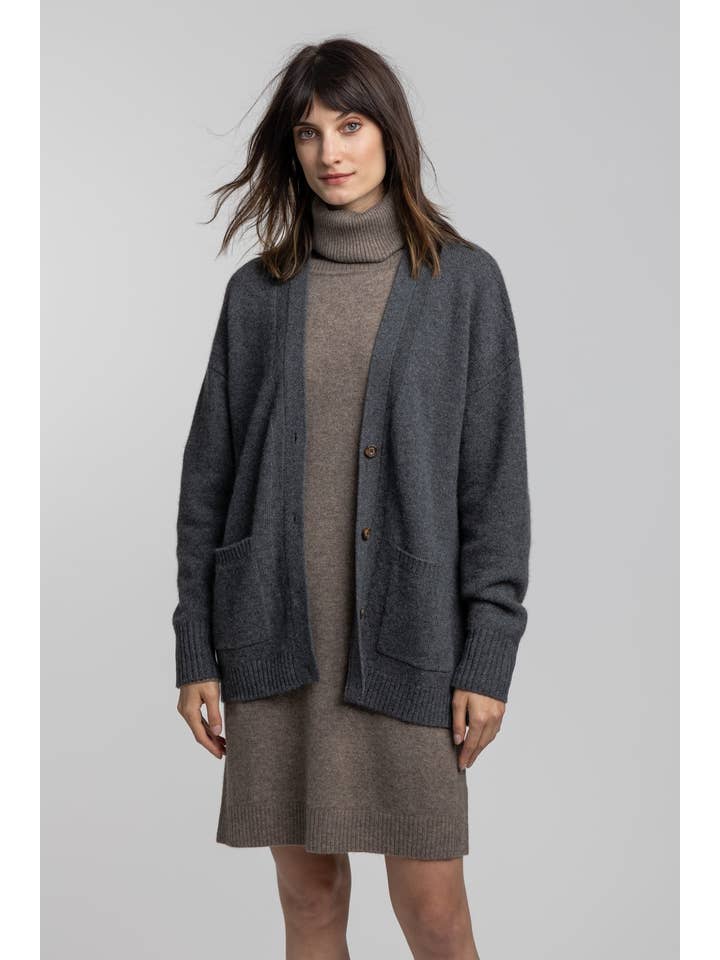 QUINN - Wholesale Cardigan - Women's - Cashmere Boyfriend Cardigan31