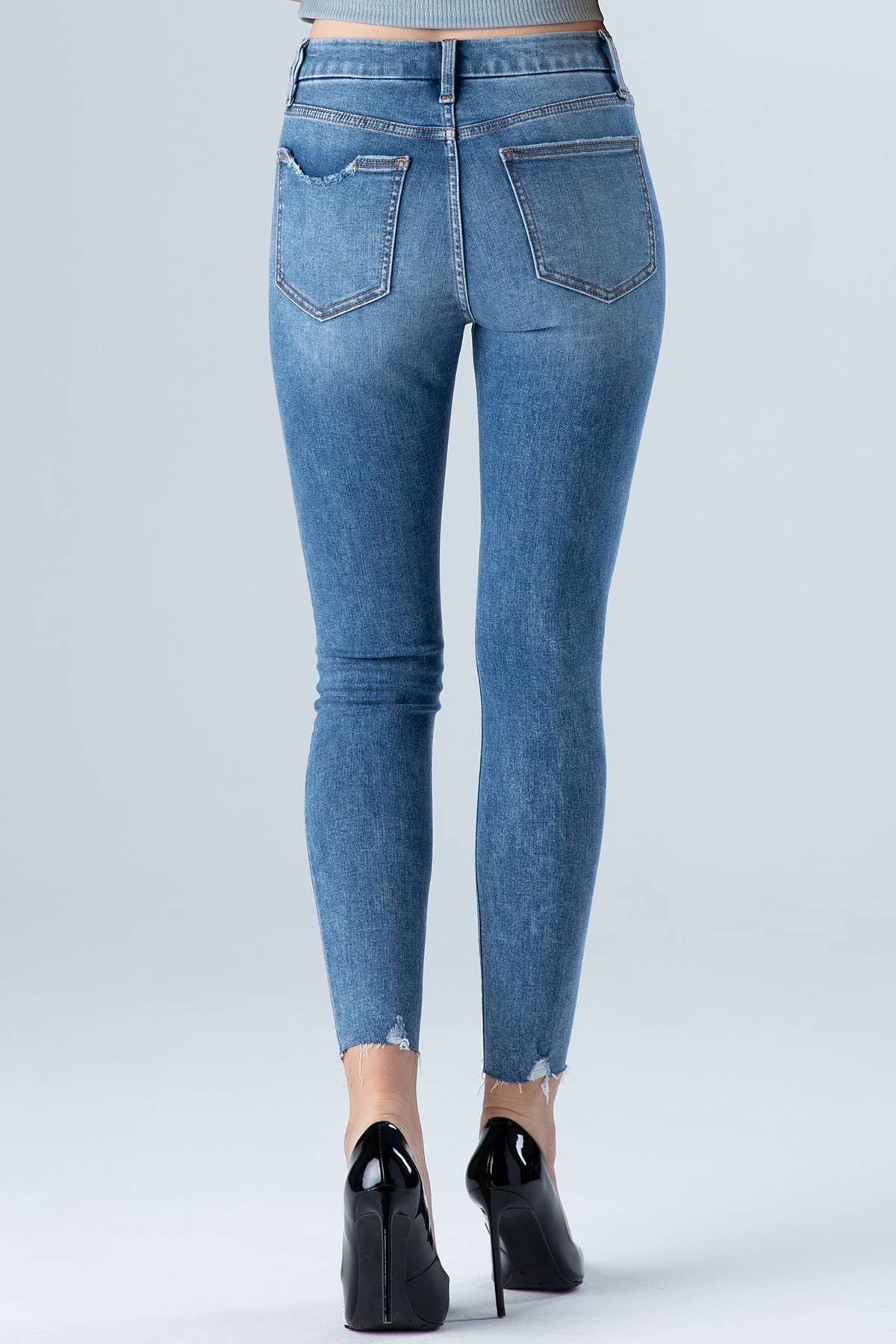 Ceros Jeans – Großhandel Jeans – Damen – Damen Jeans aus mittelhohem Bund, mittelhoher Bund3