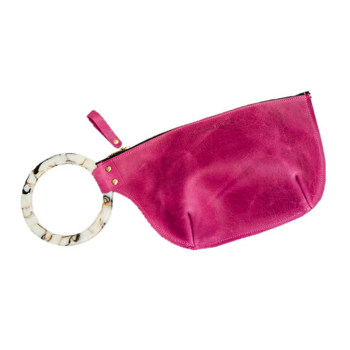 Bracelet à poignée en cuir, taille moyenne - The Inez pour la vente par Designed For Joy