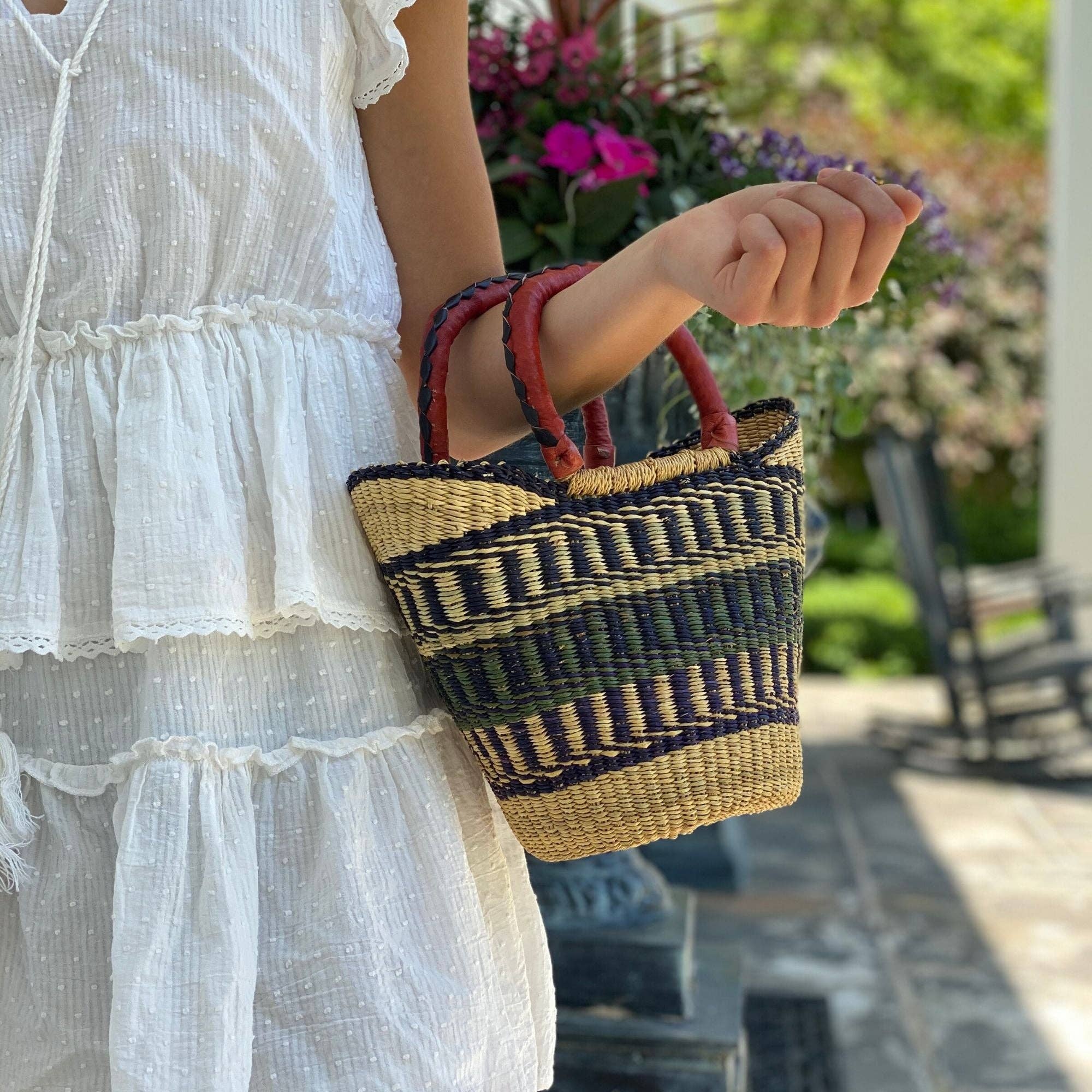 Global Crafts - Wholesale Beach Bag - Bolga Tote, Neutrals with Leather Handle - 14-inch4