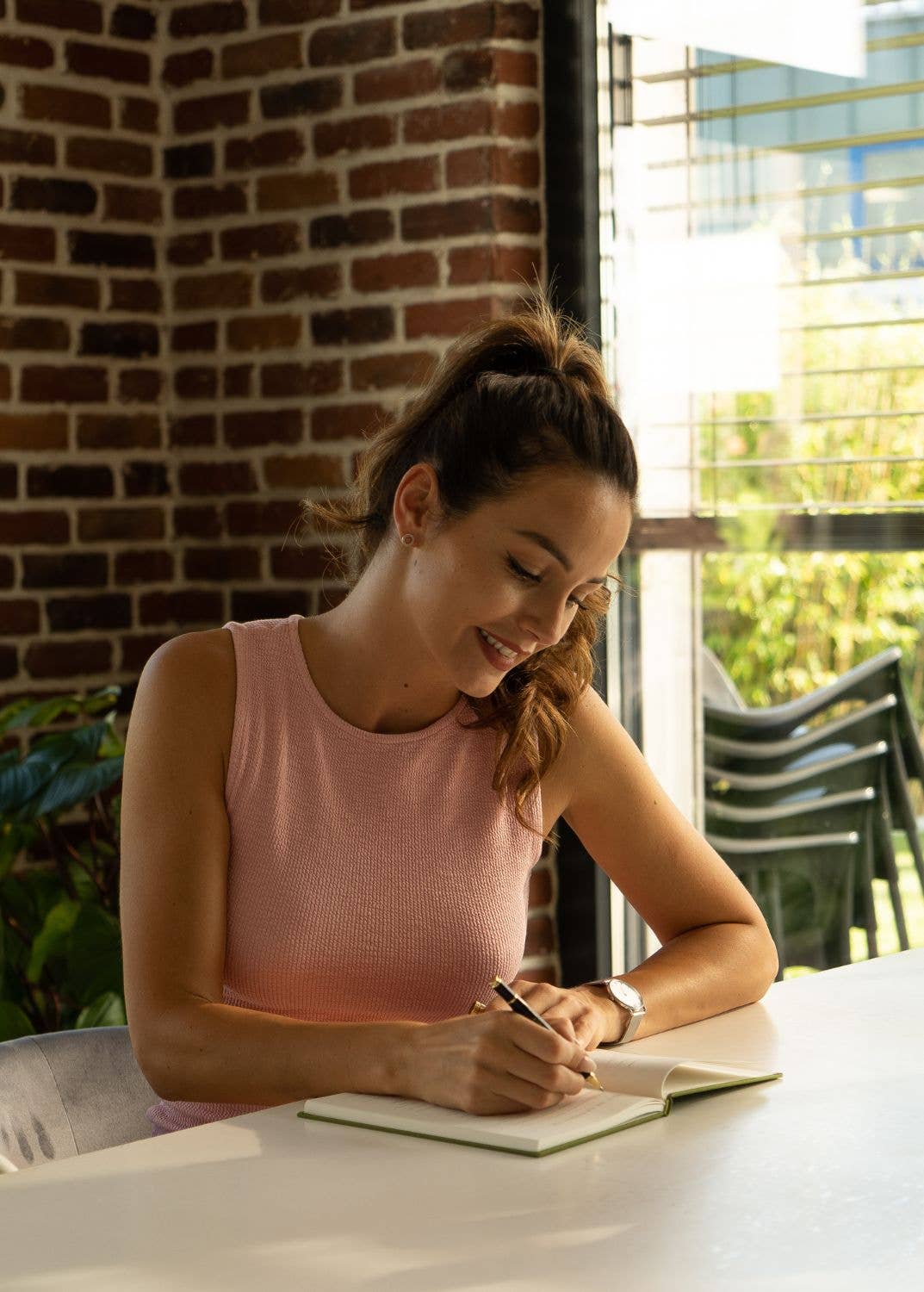 verdure THE LIFE BARN Gratitude Journal For What I Am Thankful Green for wholesale on Faire5