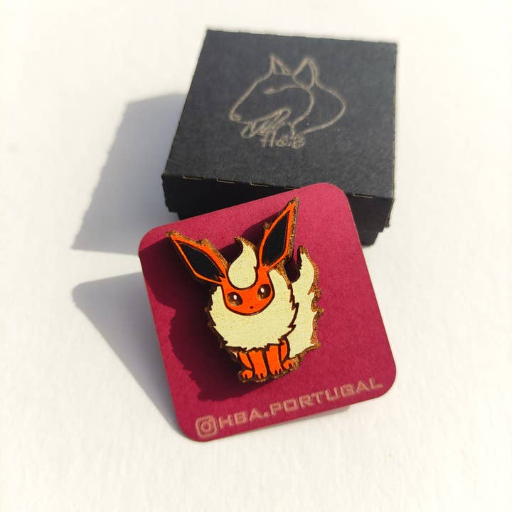 Herbs&Belles - Wholesale Lapel Pin/Button - Wooden Pokémon Pins, Eevee Evolutions, Geek Gift Anime Nerd