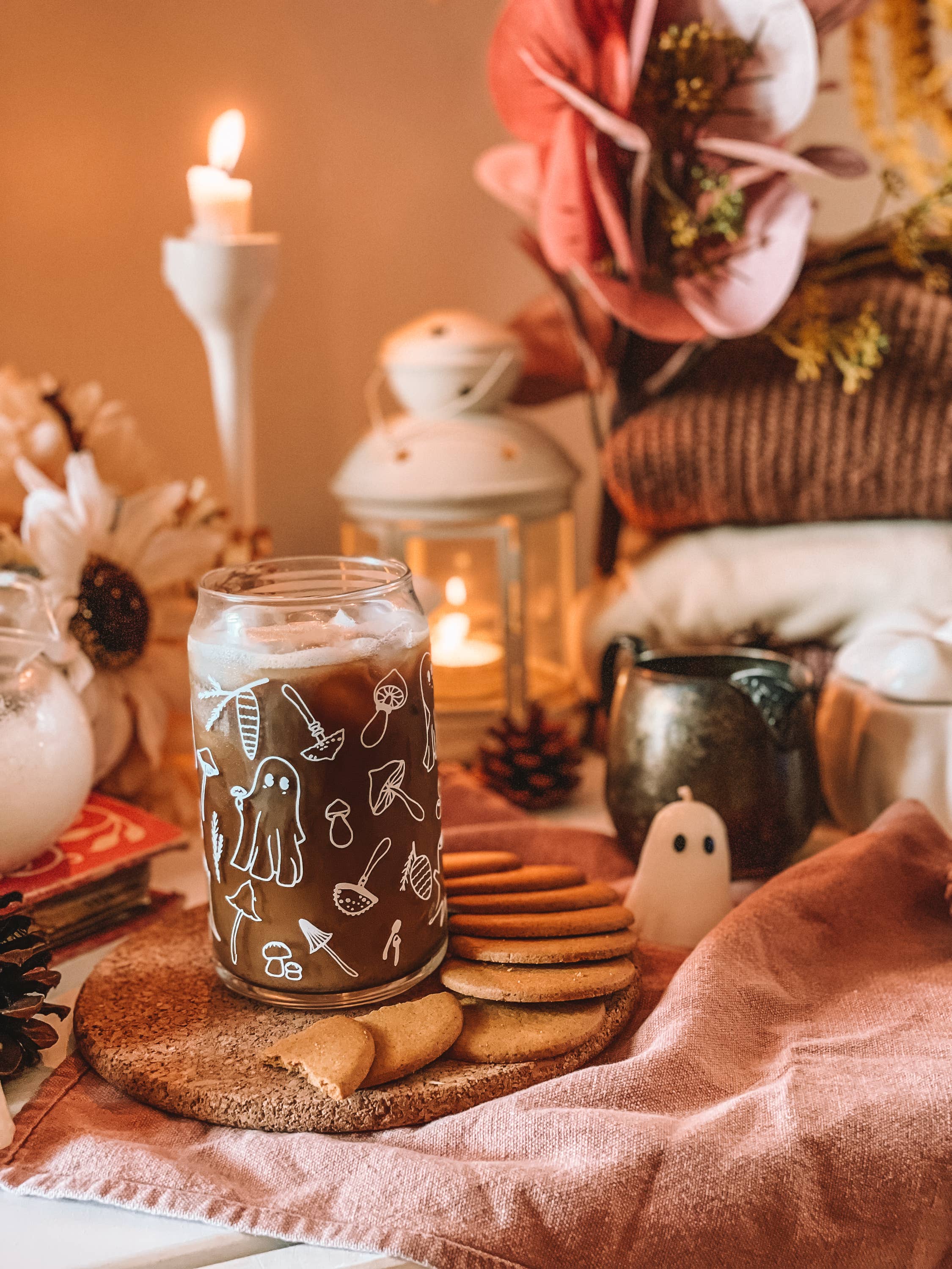 Cheerware – wholesale Drinking glass/cup – Spooky Shrooms 16 oz Can Glass | ghosts & mushrooms2