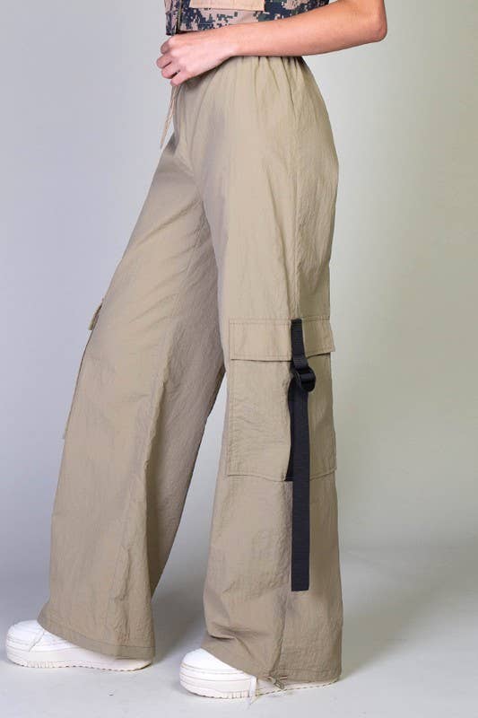 Rehab Lab - Wholesale Pants - Women's - Low Rise Cargo Parachute Pants With Contrast Strap4