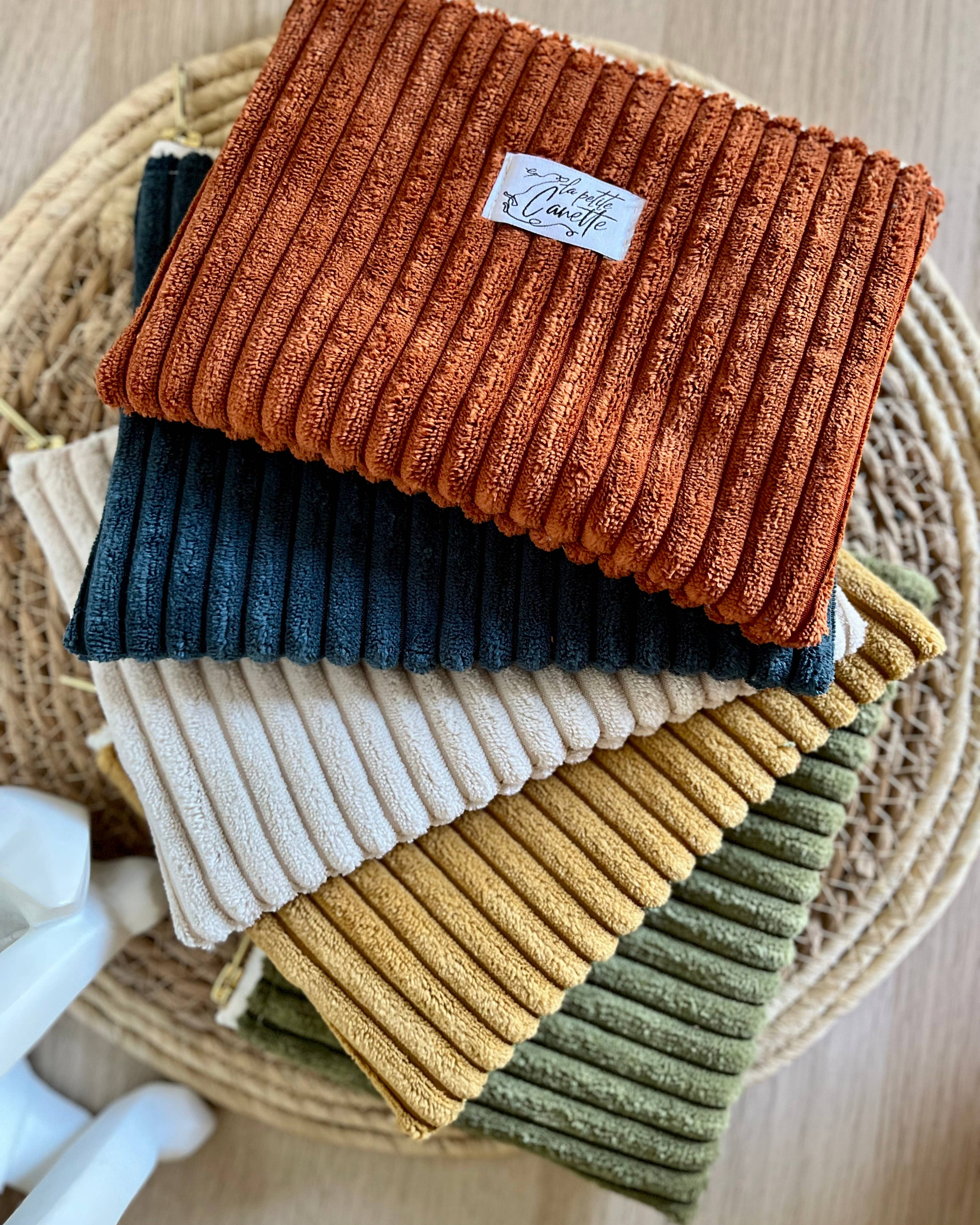 BARBE MELISSA EI - La petite canette - Wholesale Pouch - Women's - Corduroy pouch7