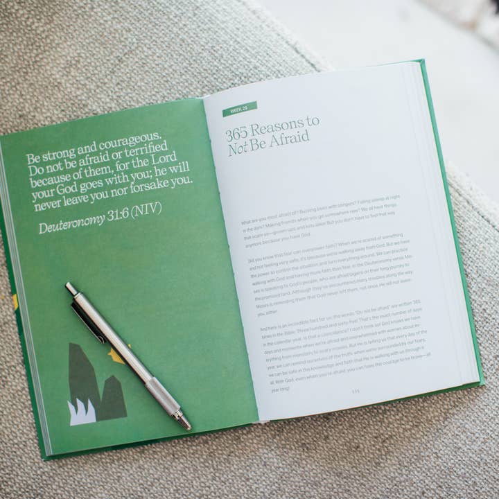 Paige Tate Christian Gifts - Wholesale Religion Book - Growing with God: 52 Weeks of Family Devotionals 1