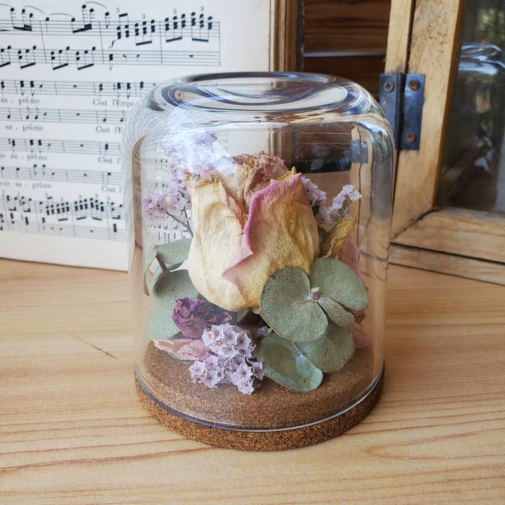 A'Rt VEGETAL CREATION - Wholesale Dried/Pressed Flowers - Dried flowers under a bell9