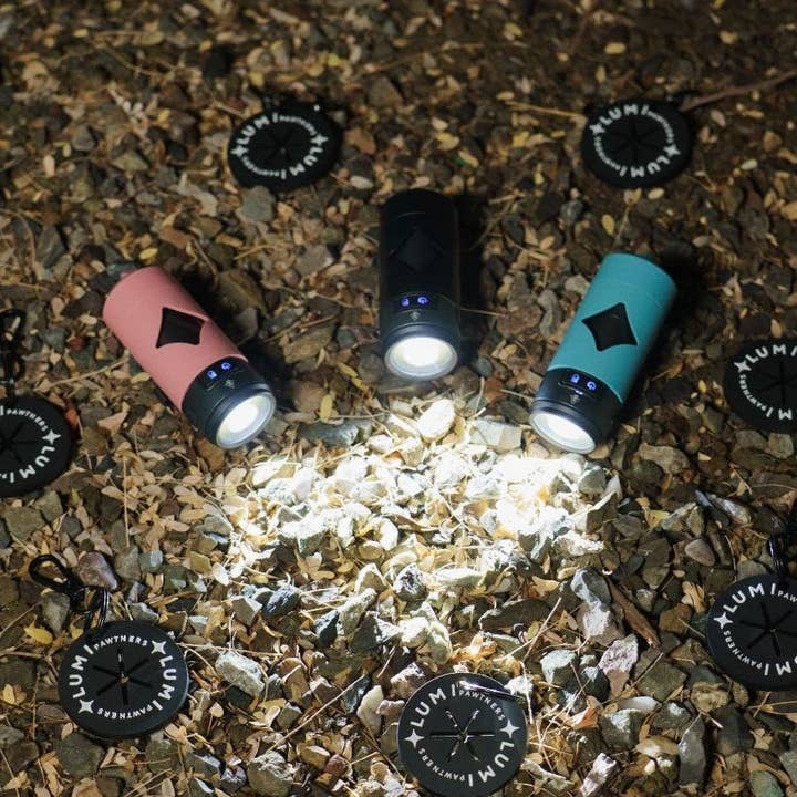 Lumi Pawtners - Wholesale Pet Poop Bag - Lumi Poop Loop4