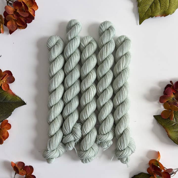 Coates & Co. – Engroshandel Garn – Cottage Sock Garn • 20g Mini Nøde10