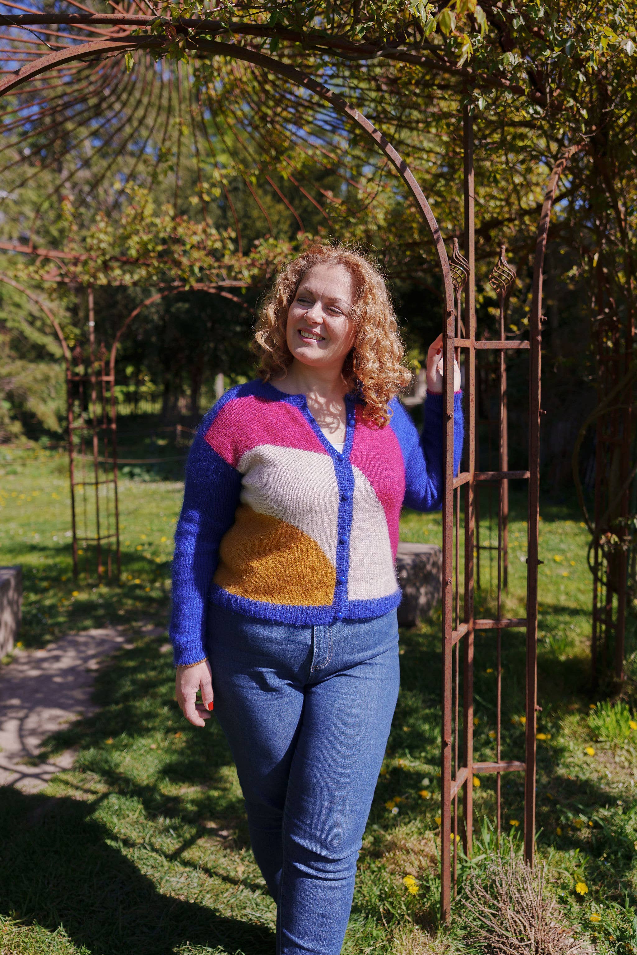 Lise Tailor – wholesale Knitting/Crochet Supplies – Knitting Pattern - Rainbow Cardigan2