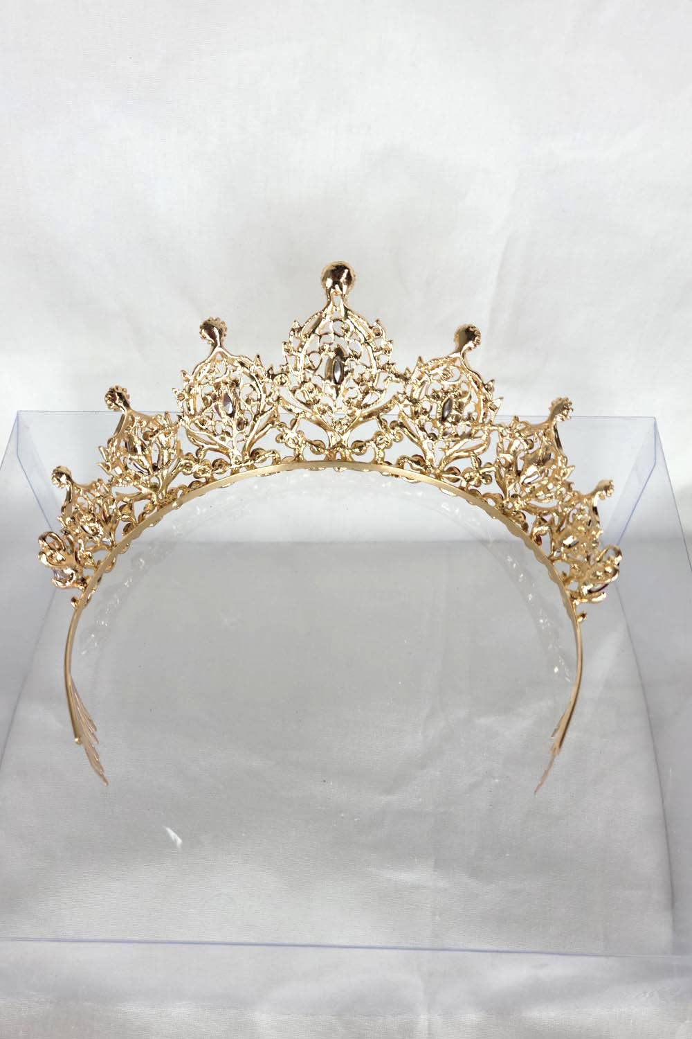 Chicas - Wholesale Tiara - Women's - One Size Fits All Tiara With Jewels HT93310