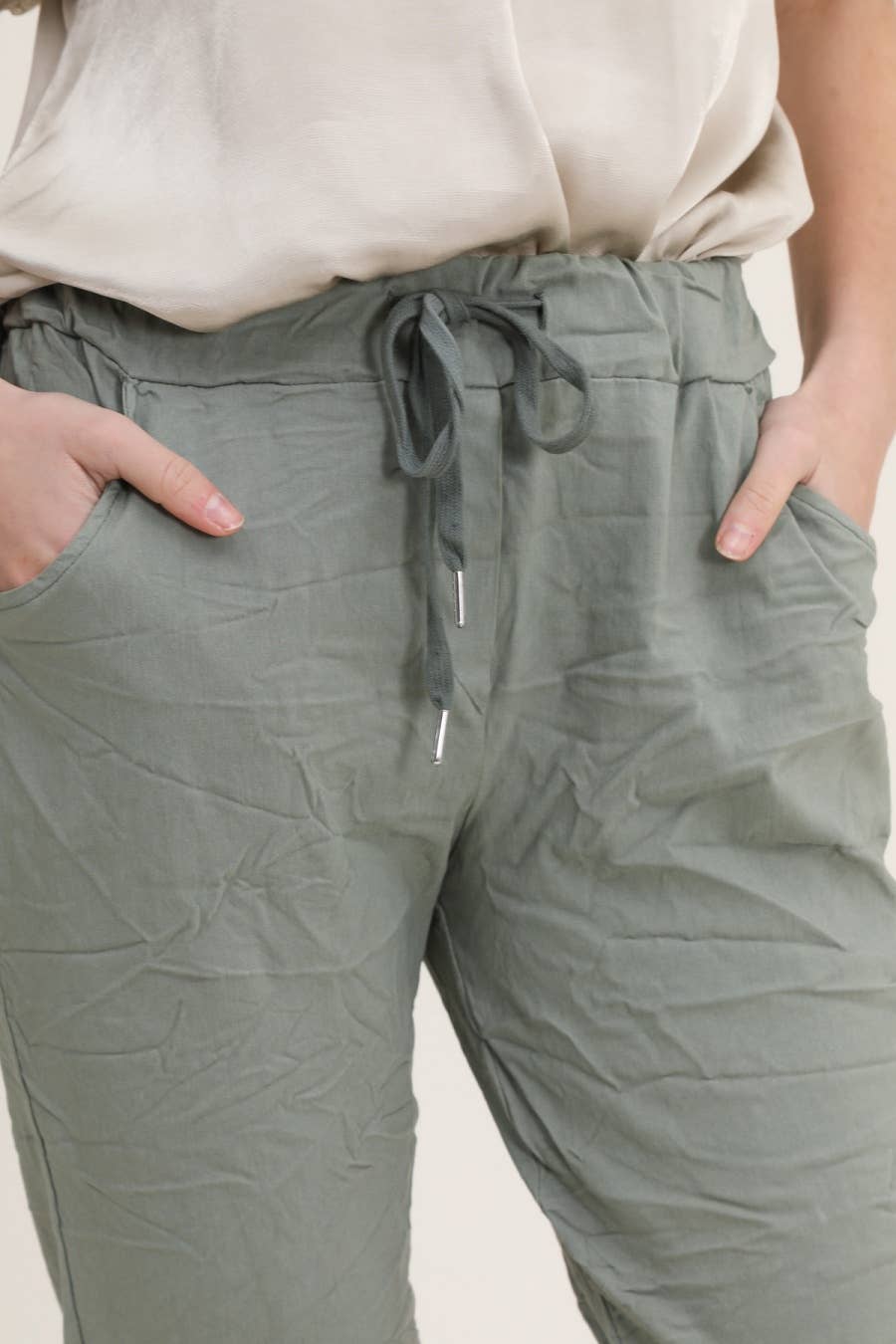 LINEN & COTTON HOUSE – wholesale Pants – Women's – 77312 WRINKLED PANTS WITH LARGE POCKETS40