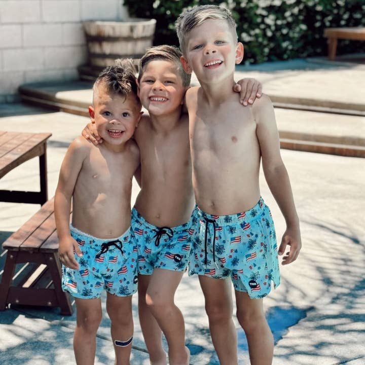 Surfin' USA - Maillots de bain pour la vente par Tyed ‘N Knots