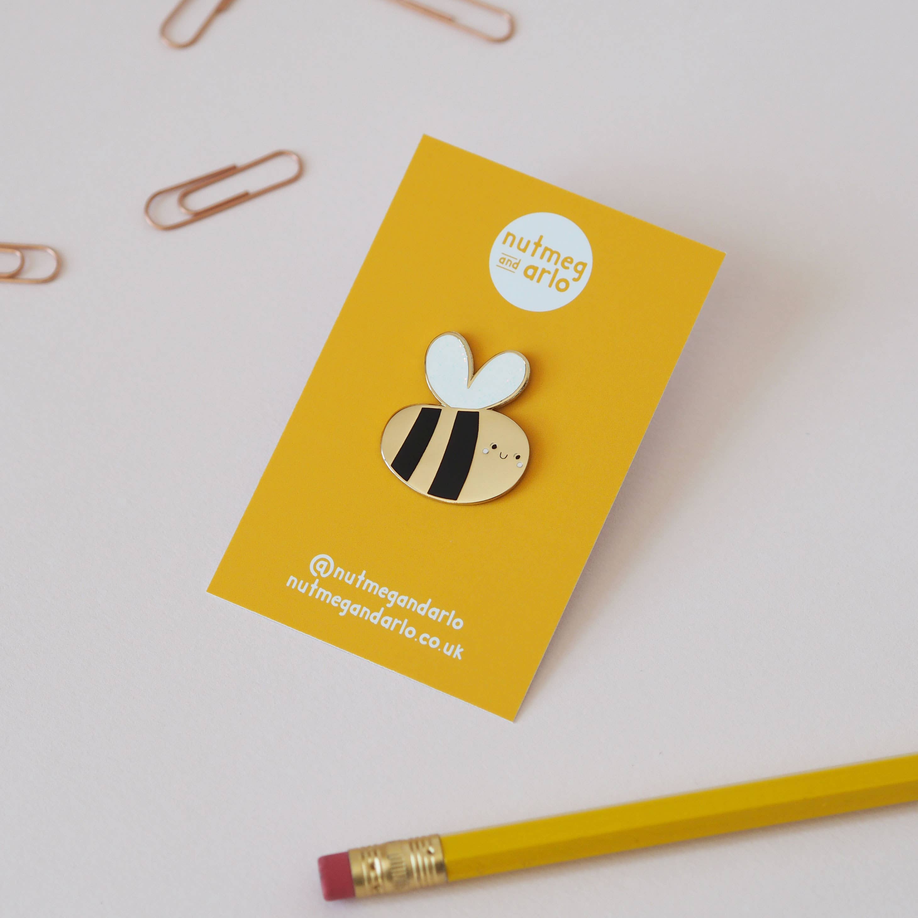 Nutmeg and Arlo - Wholesale Lapel Pin/Button - Bee Glitter Enamel Pin4