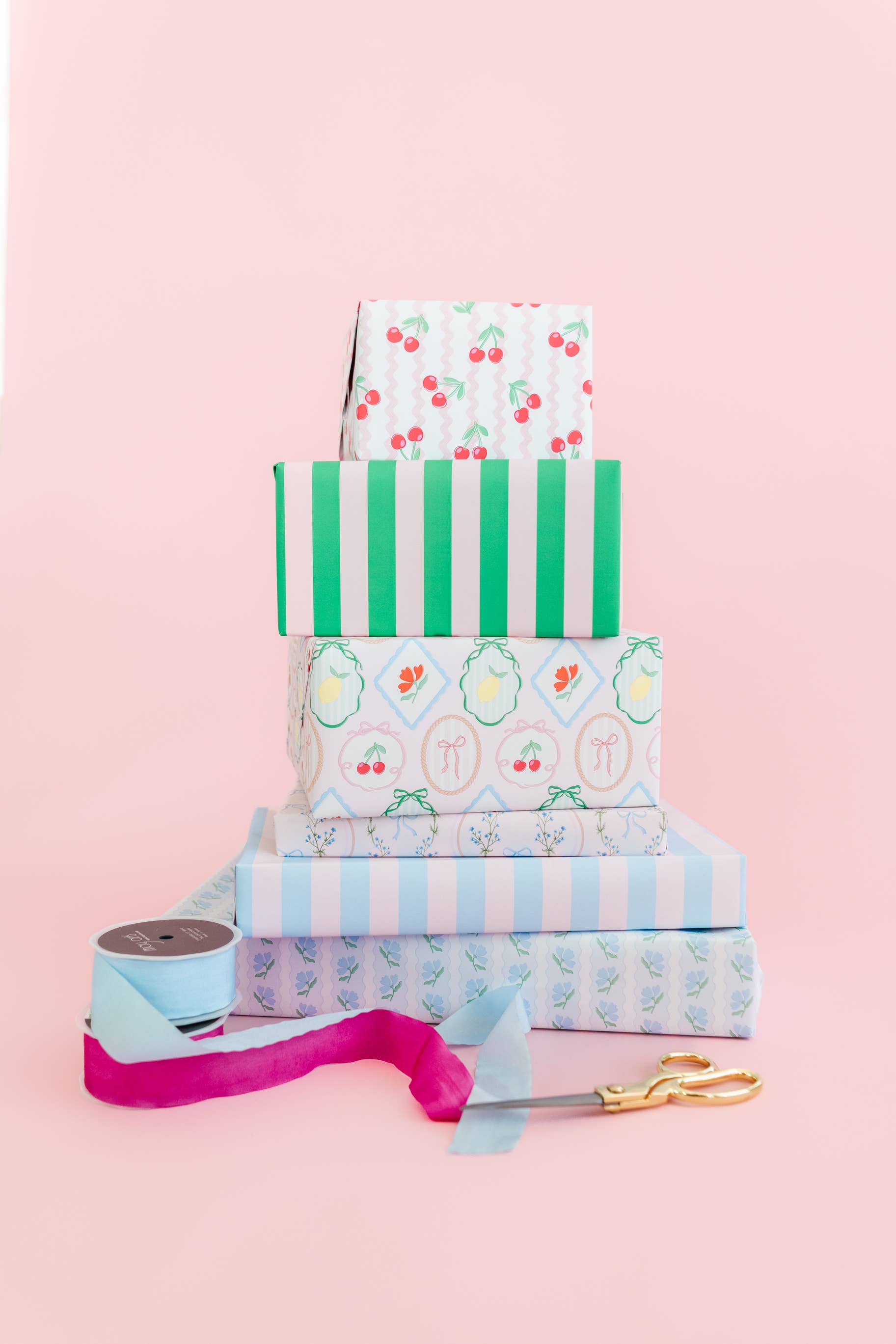 Rock Paper Scissors - Wholesale Inpakpapier per rol - Inpakpapier met groen/roze strepen - rol van 3 vellen3