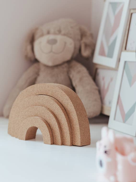 Rainbow lace game in CRU Ecoliving cork for wholesale by CRU Ecoliving