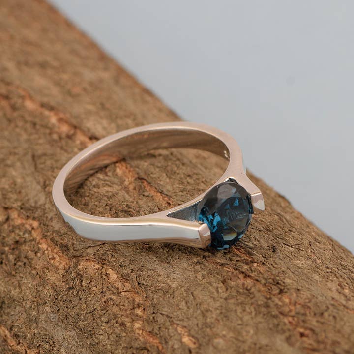 Star Joya - Wholesale Single Stone/Solitaire Ring - 7mm Round London Blue Topaz Open Prong Ring for Women in 925 Sterling Silver2