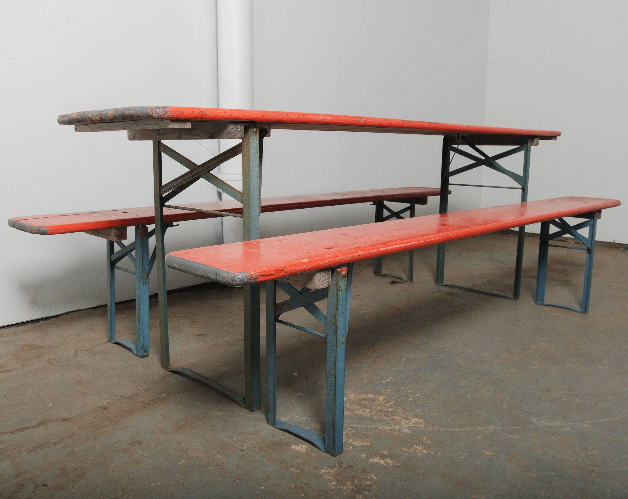 Golden Oldies Antiques - Wholesale Patio Table - Vintage Beer Garden Set - Biergartin Table & Benches1