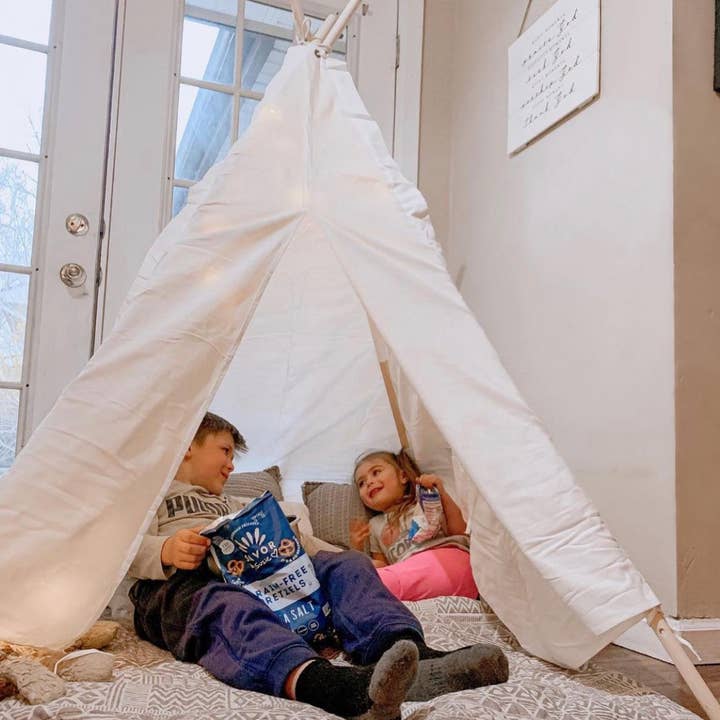 Savor by Suzie - Wholesale Pretzels - Sea Salt Grain Free Pretzels 6.5oz3