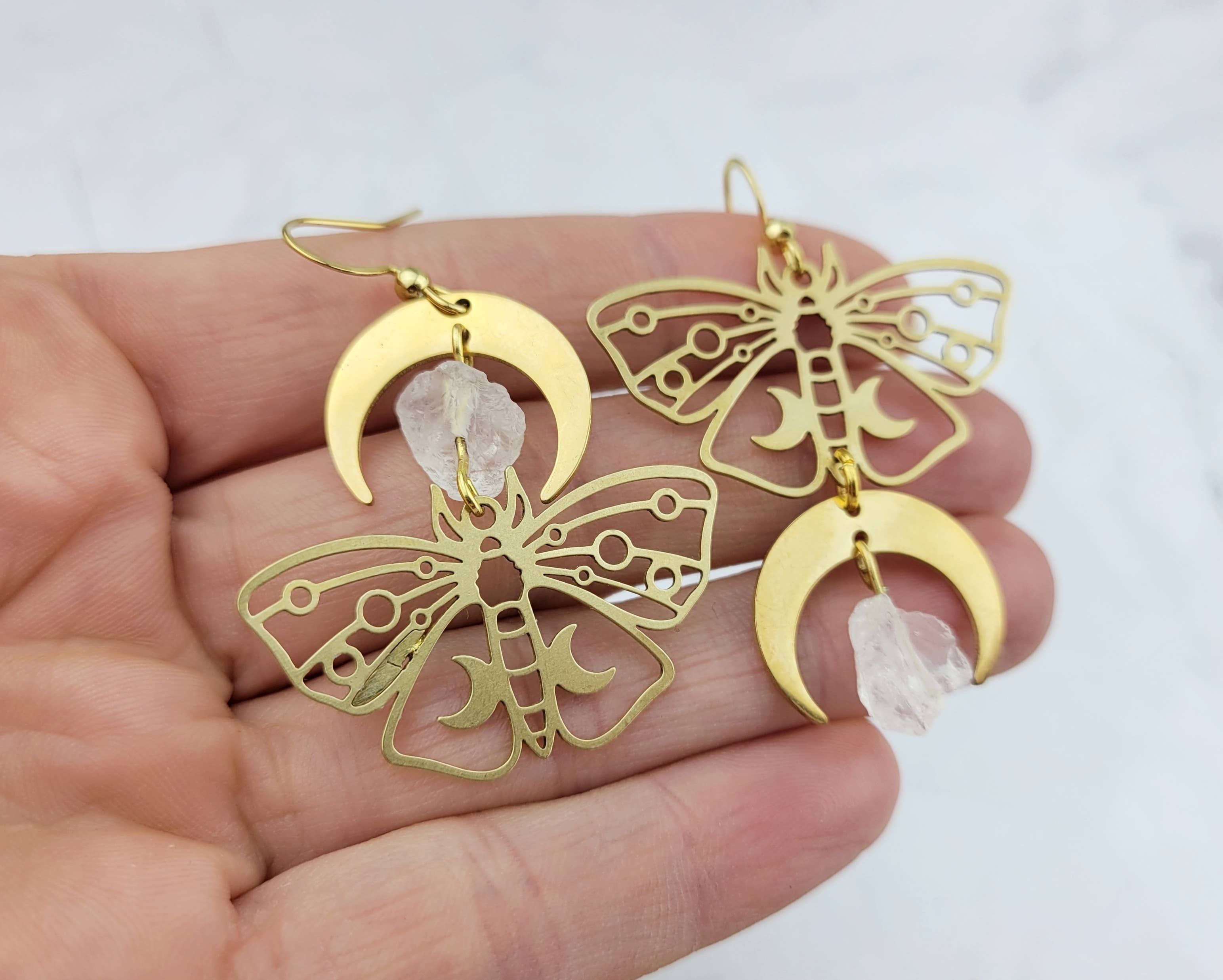 WonderLight Jewelry – wholesale Dangle earrings – Asymmetrical Moth Moon Earrings - Moth / Change10