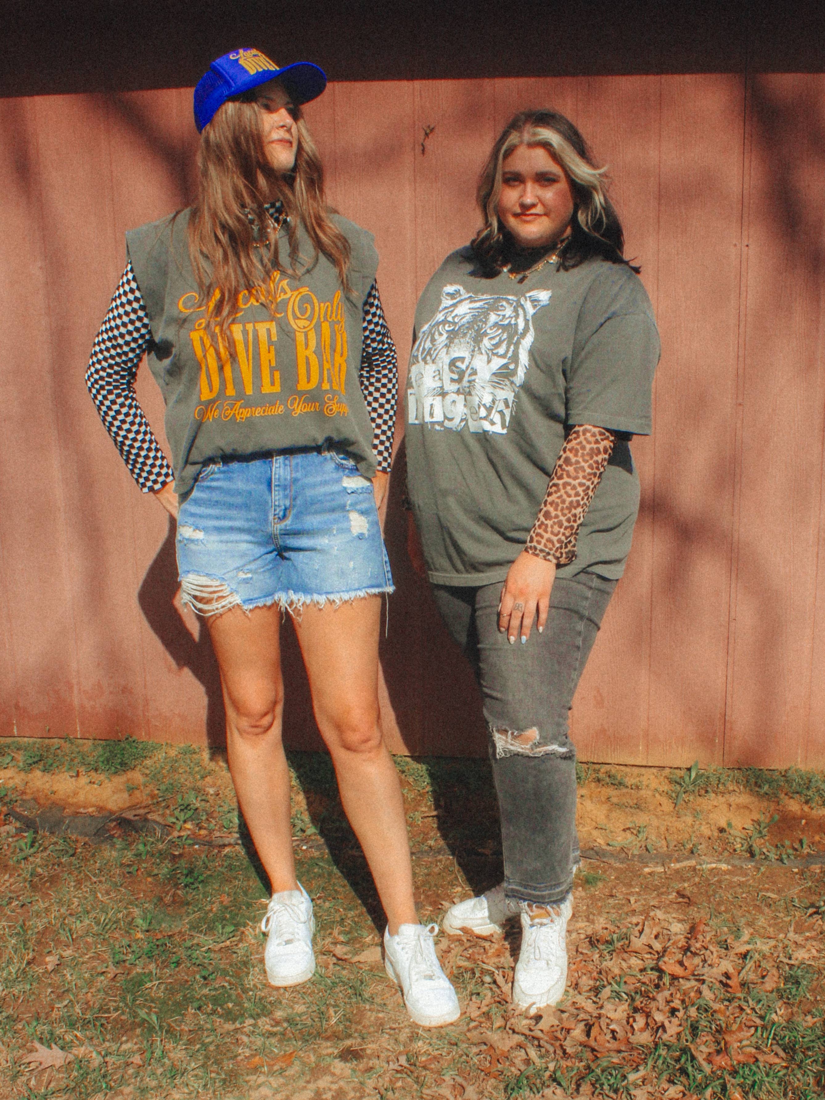 The Clandestine Underground – Großhandel Tanktop – Damen – Nur für Einheimische Tauchbar, Westliches Vintage Gekürztes Muskelshirt8