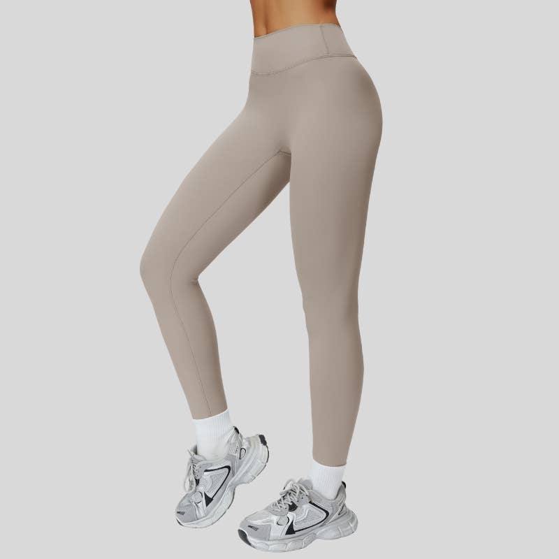 WONDERXFANS - Wholesale Athletic/Lounge Leggings - Women's - High-waisted V-neck leggings at the back10