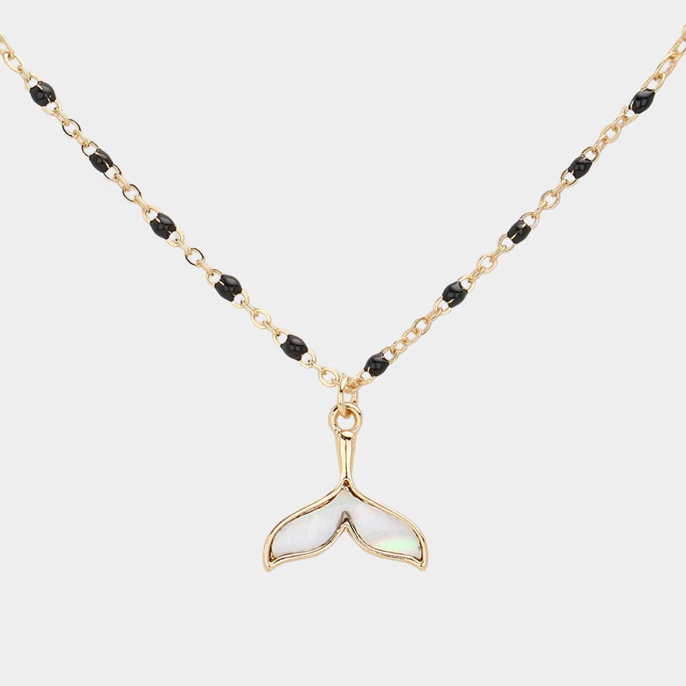 Sensibling Corp. - Venta al por mayor Collares con colgantes/abalorios - Collar con colgante de cola de ballena en forma de estación con cuentas de madreperla1