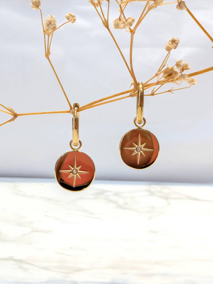 Stainless steel Star earrings for wholesale by LOLO & YAYA