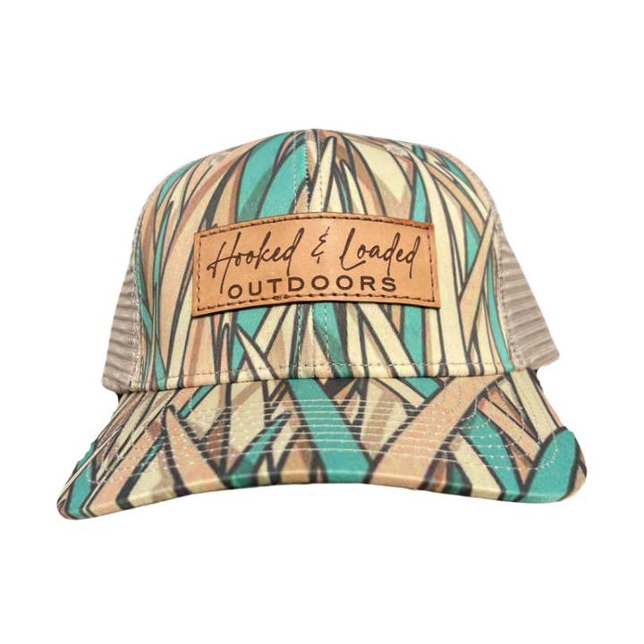 Écusson en cuir H.L.O Vintage Sawgrass / Casquette à bouton-pression kaki pour la vente par Hooked and Loaded Outdoors