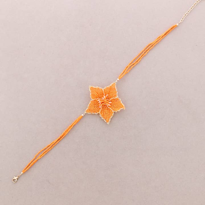 Sonata - Vente Bijoux à boutons pression - Collier Ras-du-cou Macramé Fleur Perles5