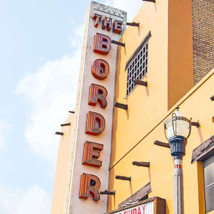 Sous-verre The Border Theater pour la vente par South Austin Gallery