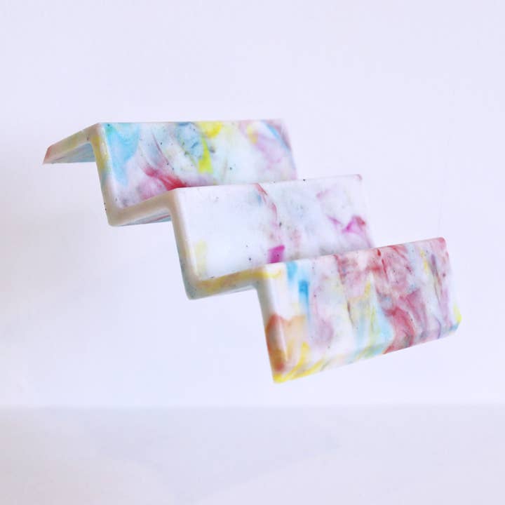 Porte-Savon En Plastique Recyclé | Lotus pour la vente par hello waste