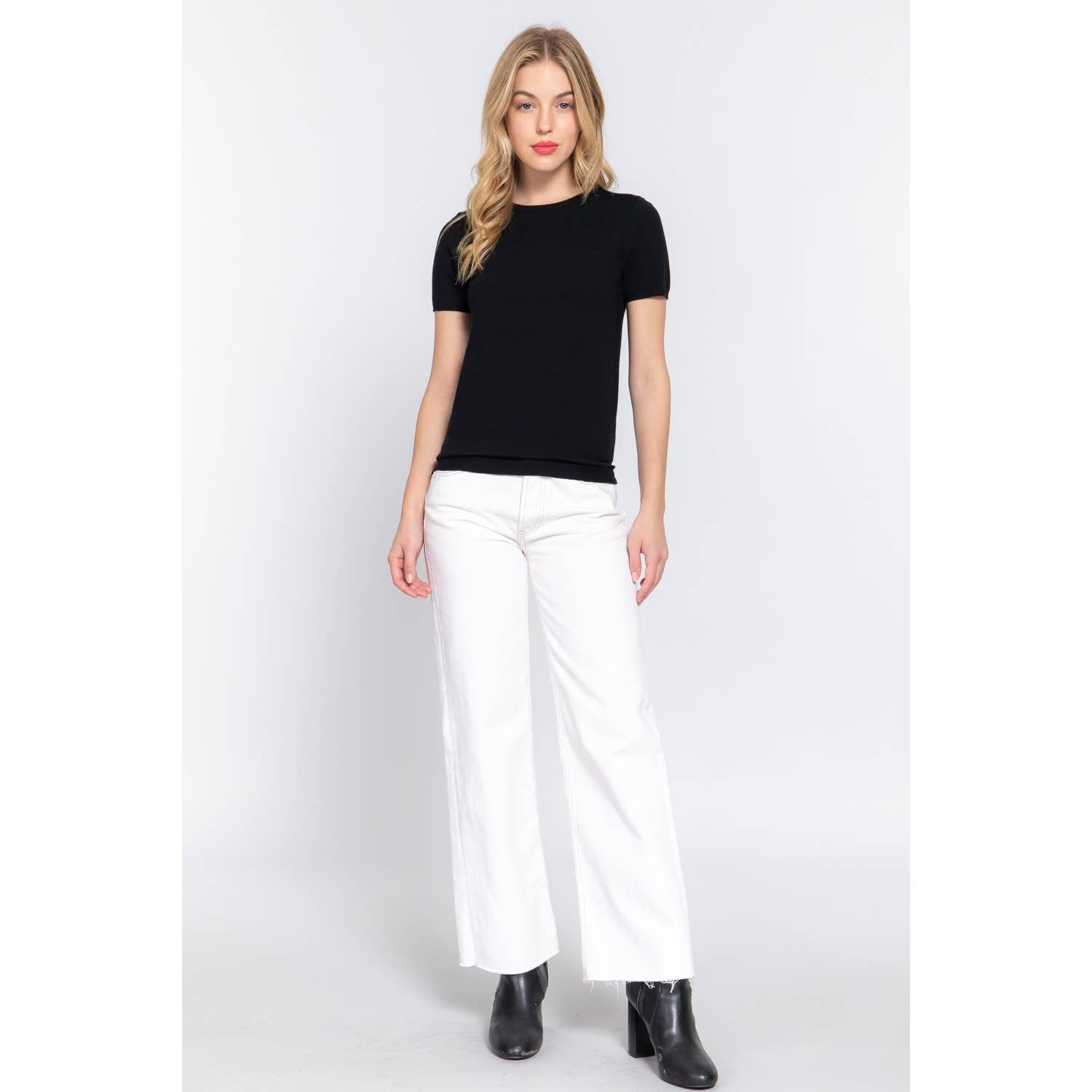 Apolline - Wholesale Knit Sweater - Women's - SHORT SLV ROUND NECK BASIC SPRING SWEATER0