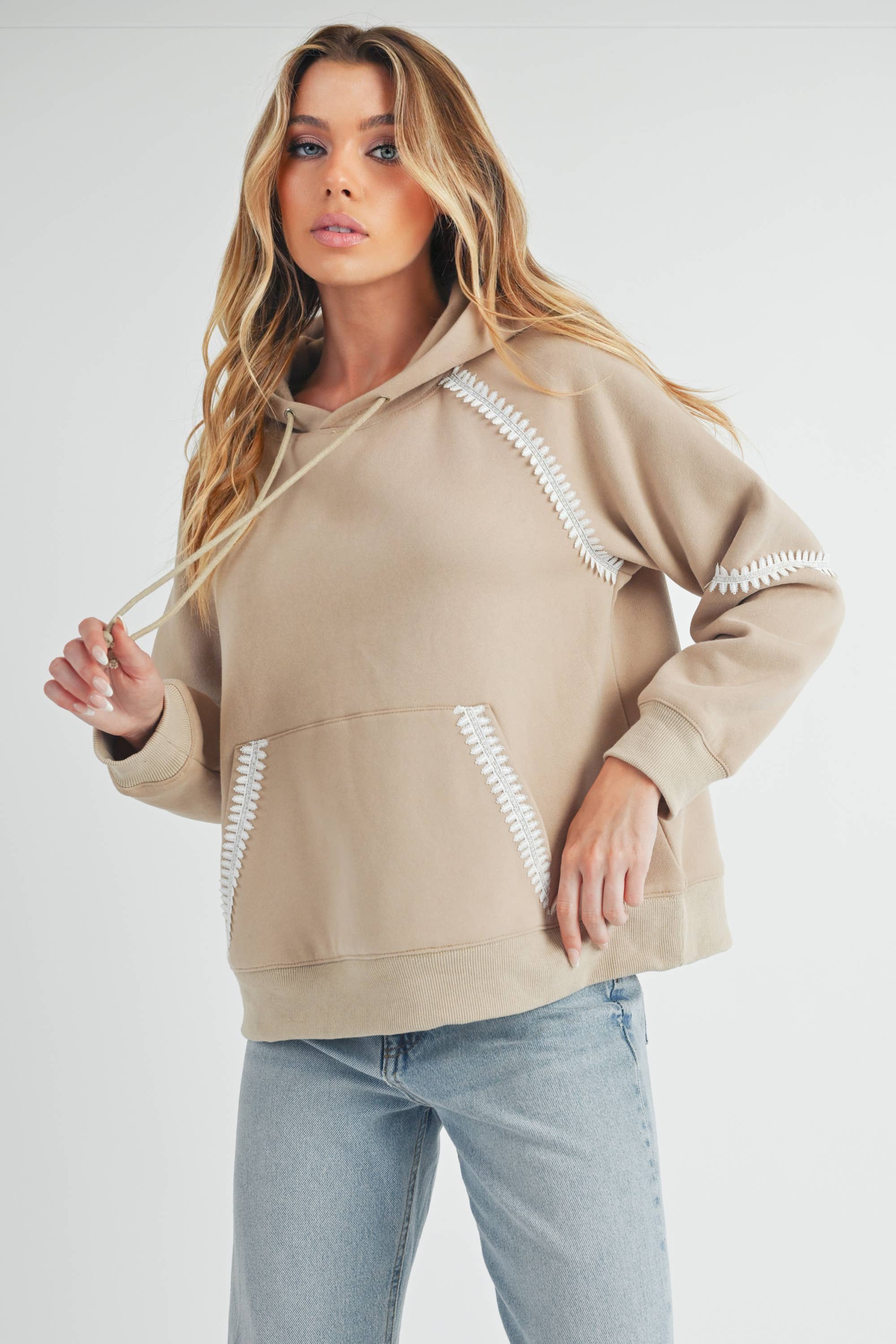 AEMI + CO - Wholesale Hoodie - Women's - 994EK Didi Hoodie 212