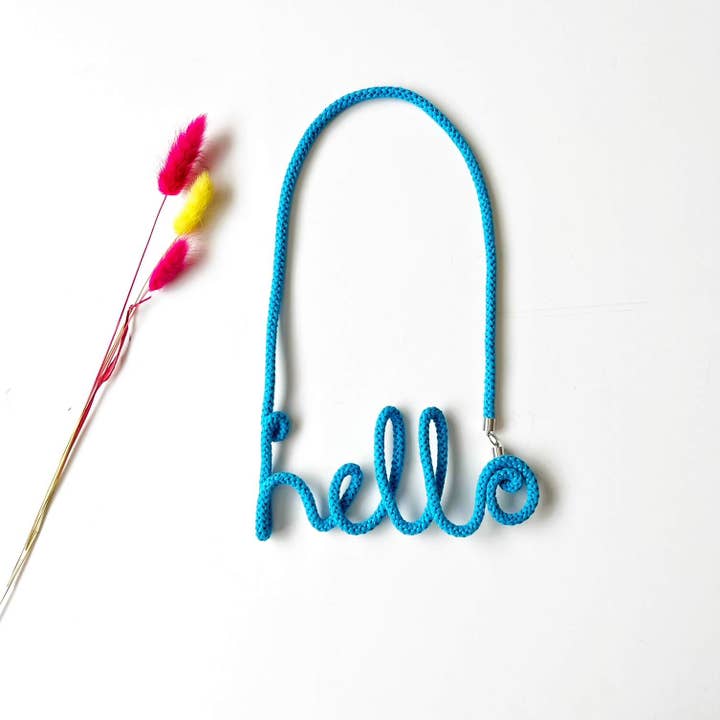 Handmade by Tinni - Wholesale Geweven ketting - The Hello Word Necklace - Handgemaakt door Tinni18