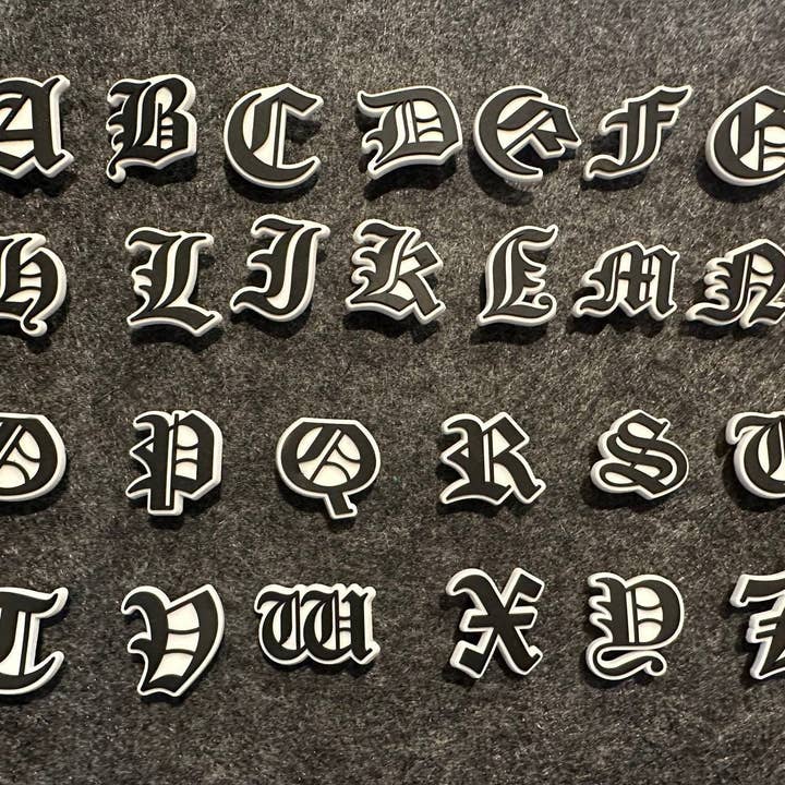 Abalorios para zapatos con diseño de alfabeto griego antiguo para niños, diseño de julias de la mejor calidad para venta al por mayor de JuliesDecal
